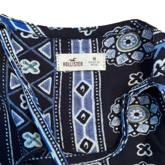 Blue and White Patterned Hollister Tank Romper With Crochet Waist Size M - Picture 7 of 8